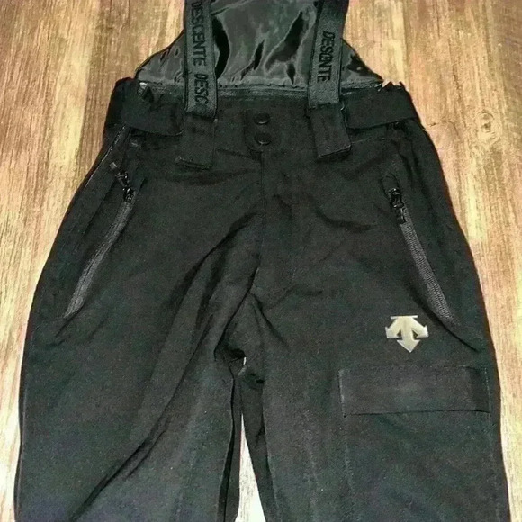 Descente bib ski pants junior size 8 Excellent Condition - Picture 2 of 6